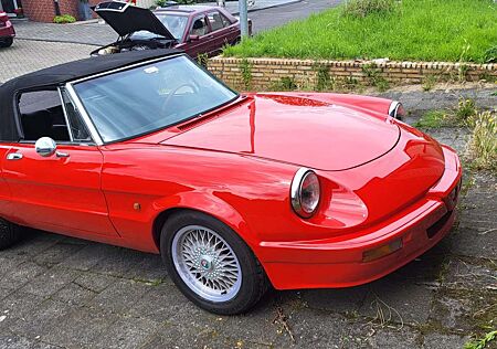 Alfa Romeo Spider 2.0