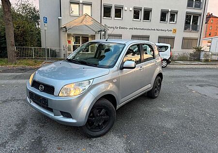 Daihatsu Terios 1.5 Top S 4WD, Klima ,Tüv 2027
