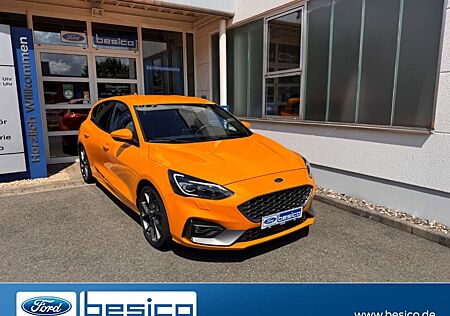 Ford Focus ST+Styling Paket+PDC+RFK+NAV+B&O+DAB+LED+