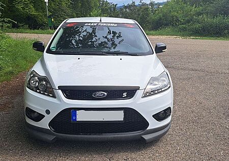 Ford Focus 1.8 Titanium