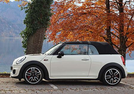 Mini John Cooper Works Cabrio Sport-Aut.