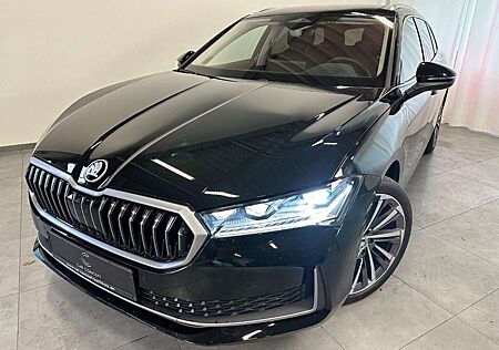 Skoda Superb Combi 2.0 TDI 4x4 L&K AHK StHz Head Up