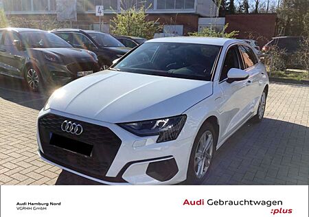 Audi A3 40 TFSIe S tronic Sound CarPlay LED
