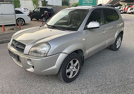 Hyundai Tucson Team 06 (2WD) KLIMA*LEDER*AHK