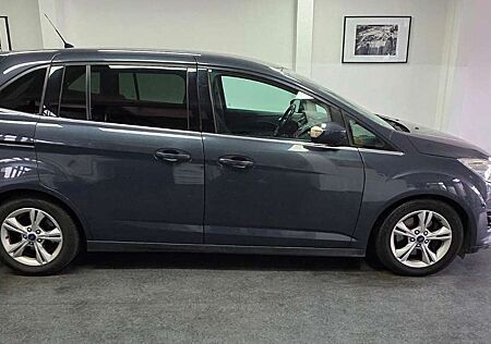 Ford Grand C-Max Titanium 7 Sitze AHK PDC
