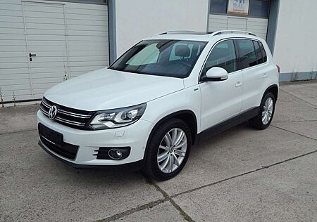 VW Tiguan Volkswagen Lounge Sport *PDC*A.H.K.*KLIMAAUT*NAVI*LM*