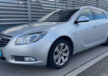 Opel Insignia 2.0 -Volleder-Navi-AHK-SHZ-PDC-Garantie