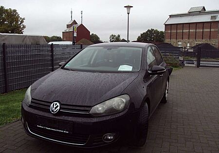 VW Golf Volkswagen 2.0 TDI DPF BlueMotion Technology DSG Team