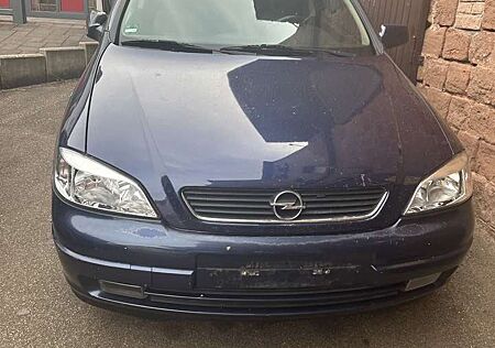 Opel Astra 1.6