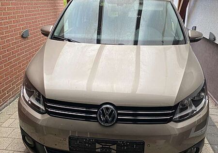 VW Touran Volkswagen 2.0 TDI DPF Cup