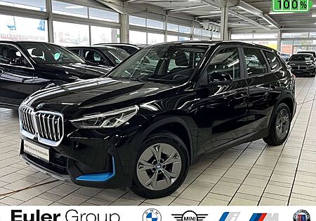 BMW iX1 xDrive 30 Parkass. AD Navi LED 2-Z-Klimaautom SHZ