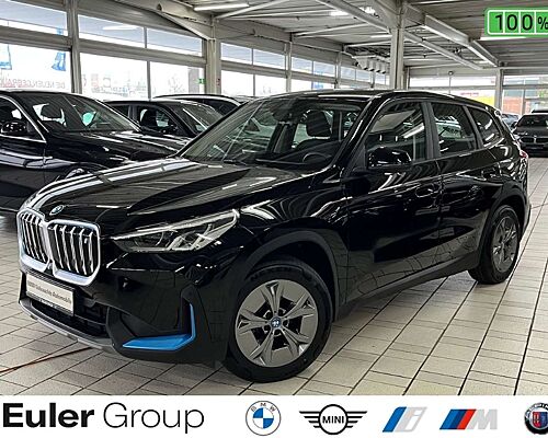 BMW iX1 xDrive 30 Parkass. AD Navi LED 2-Z-Klimaautom SHZ