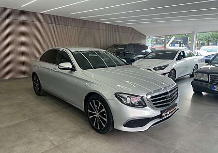 Mercedes-Benz E 220 d*Distronic*Memory*360°Kamera*AppleCarPlay*