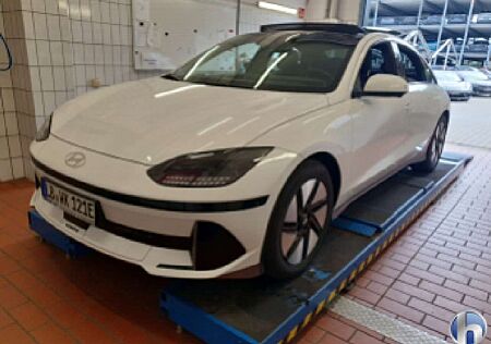 Hyundai IONIQ 6 4WD*Uniq*BOSE*Pano*Wärmepumpe*Navi*HUD*