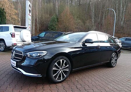 Mercedes-Benz E 300 de T 2.0*AHK*KAM*Keyless*LED*Temp*Navi