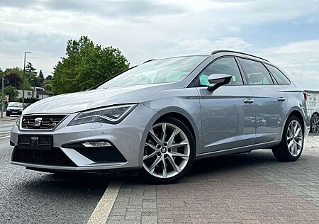 Seat Leon FR Black Matt Edition Panorama Beats Unfallfrei