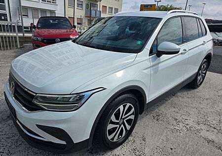 VW Tiguan Volkswagen Active 2,0 TDI KAMERA*AHK