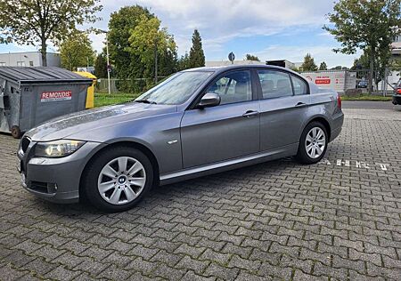 BMW 320i 320 Limousine
