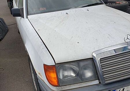 Mercedes-Benz E 200 W124 TE