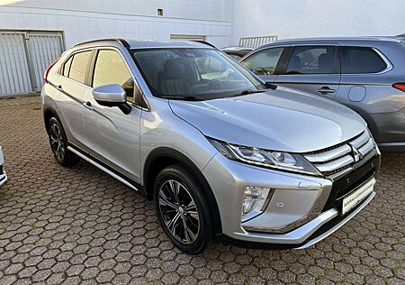 Mitsubishi Eclipse Cross 1.5 T Intro Edi*Kamera360*LED*