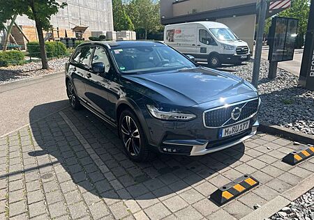 Volvo V90 Cross Country T5 AWD