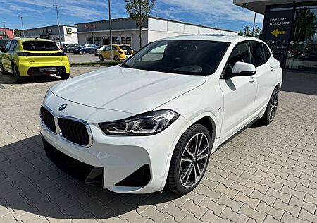 BMW X2 sDrive 20i M Sport AHK Pano Navi SHZ RFK 19''