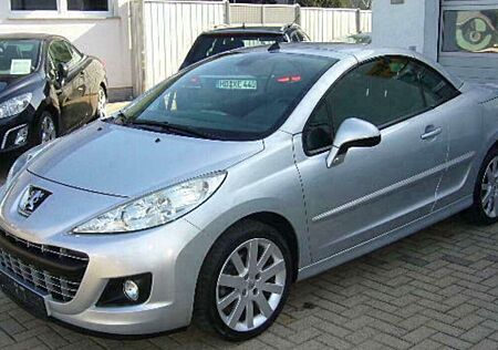 Peugeot 207 207CC Cabrio/Coupé 120 VTi Premium 16V 88kw silb