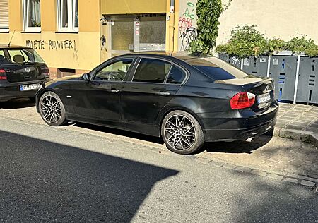 BMW 320i 320 Aut.