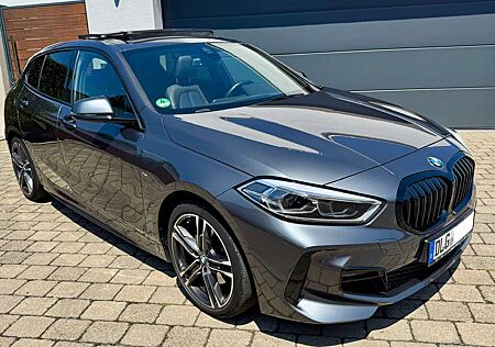 BMW 118 i M-Sportpaket, Autom., Lenkr.-Hzg, Panodach..