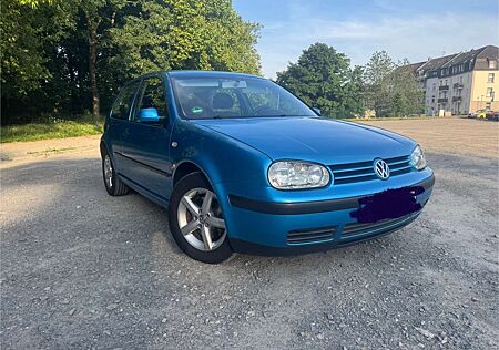 VW Golf Volkswagen 1.9 TDI Ocean