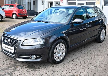 Audi A3 Sportback 1.2 TFSI Attraction*Automatik*Klima