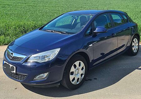 Opel Astra 1.4 ecoFLEX Selection