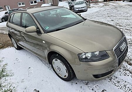 Audi A3 1.6 FSI Attraction