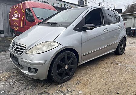 Mercedes-Benz A 170 , Fahrbereit, Getriebe macht Geräusch