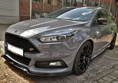 Ford Focus gebraucht kaufen Ford Focus Turnier 2.0 EcoBoost ST Sport-Paket
