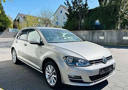 VW Golf Volkswagen VII Lim. Lounge BMT