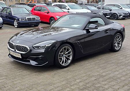 BMW Z4 sDrive 30 i Advantage Roadster