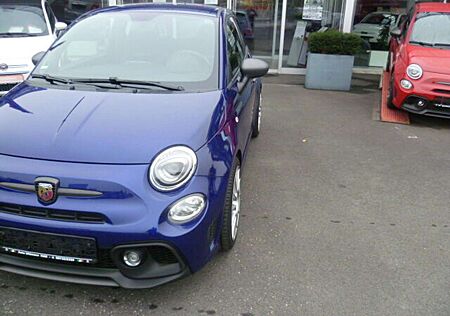 Abarth 500 595 Competizione