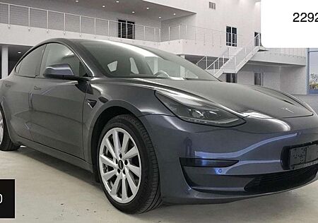 Tesla Model 3 Standard Range Plus Wärmep. Autopilot-3!