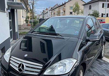 Mercedes-Benz A 160 AVANTGARDE BlueEFF PDC Sitzheizung