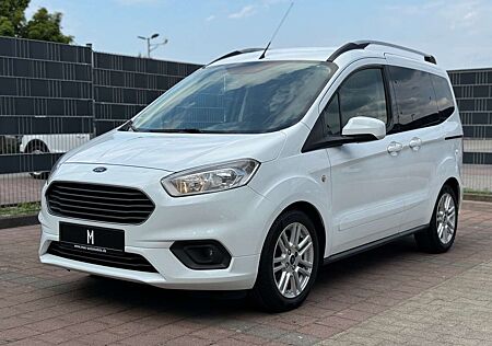 Ford Tourneo Courier Titanium 1.5 TDCI 1.HAND/KAMERA/TEMPOMAT/KLIMA