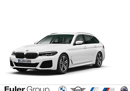 BMW 530 d xDrive Touring Sportpaket HUD Luftfederung Navi