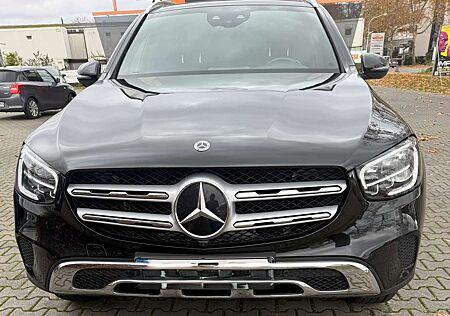 Mercedes-Benz GLC 300 de 4Matic 9G-TRONIC AMG Line Plus