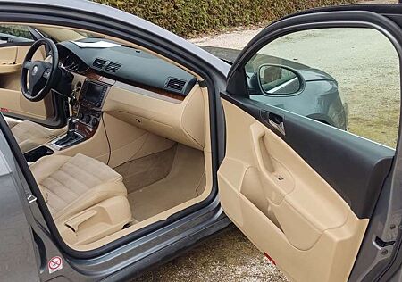 VW Passat Variant Volkswagen 2.0 TDI DPF DSG Comfortline