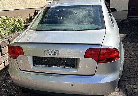 Audi A4 2.0 T FSI quattro tiptronic