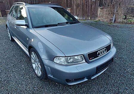 Audi RS4 2.7 quattro