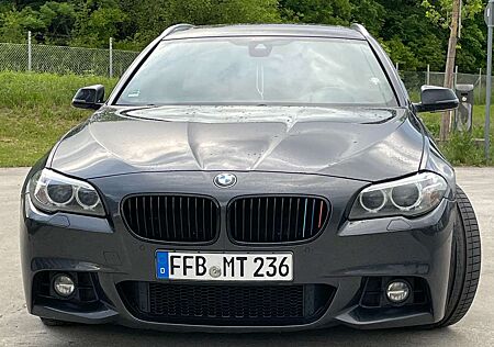BMW 530d 530 xDrive LCI - HUD-Pano - M Paket - Comfort
