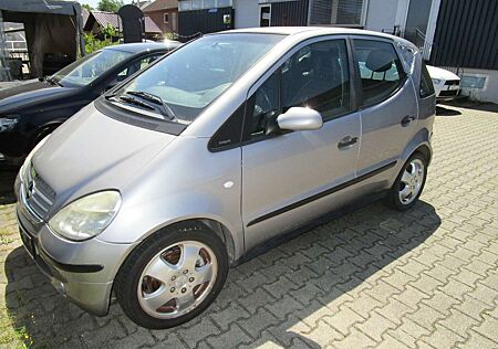 Mercedes-Benz A 190 Elegance