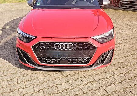 Audi A1 40 TFSI Sportback S tronic line