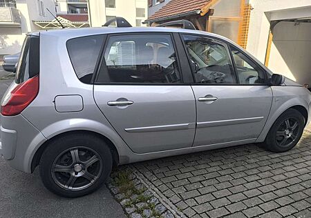Renault Scenic 2.0 16V Exception